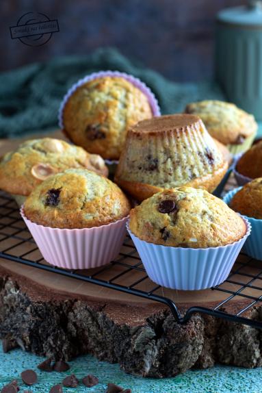 Zdjęcie - Muffinki bananowe - Przepisy kulinarne ze zdjęciami