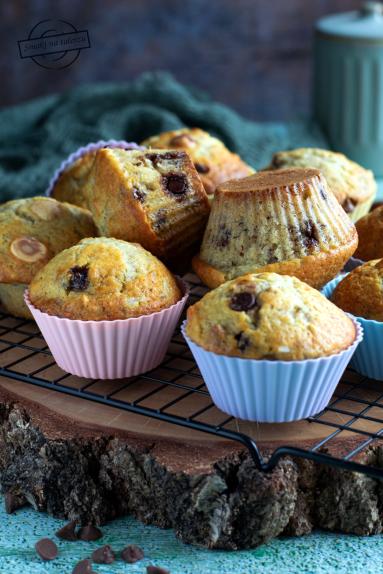 Zdjęcie - Muffinki bananowe - Przepisy kulinarne ze zdjęciami