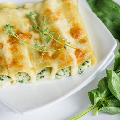 Zdjęcie - Szpinakowe Cannelloni z Ricottą &#8211; Włoska Klasyka w Zdrowej Wersji - Przepisy kulinarne ze zdjęciami