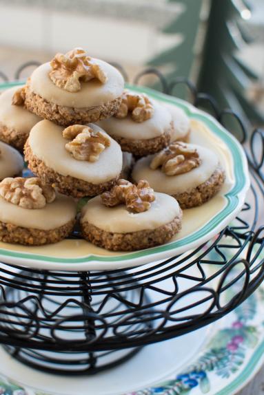 Zdjęcie - Orzechowe ciasteczka bez glutenu (i tylko 3 składniki) - Przepisy kulinarne ze zdjęciami