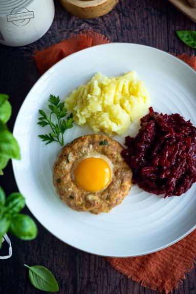 Zdjęcie - Mielone gniazdka z piekarnika - Przepisy kulinarne ze zdjęciami