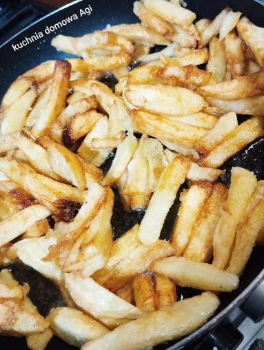 Zdjęcie - Domowe frytki z dodatkiem mąki ziemniaczanej - Przepisy kulinarne ze zdjęciami