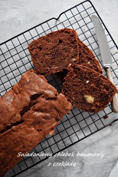 Zdjęcie - Dobry chlebek bananowy z czekoladą i cynamonem - Napiecyku - Przepisy kulinarne ze zdjęciami