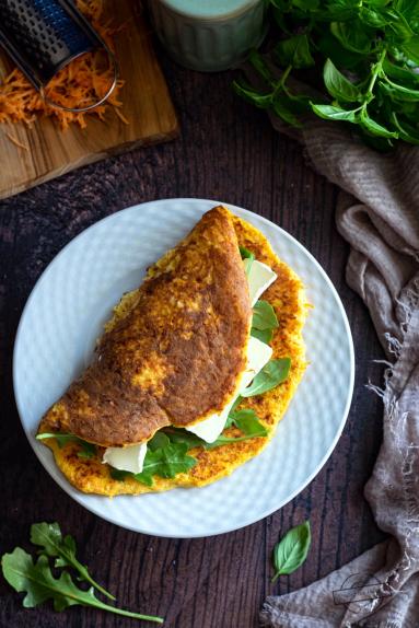 Zdjęcie - Omlet z marchewką - Przepisy kulinarne ze zdjęciami