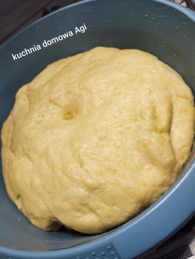 Zdjęcie - Domowe pączki na mleku i śmietanie z drożdży suszonych - Przepisy kulinarne ze zdjęciami