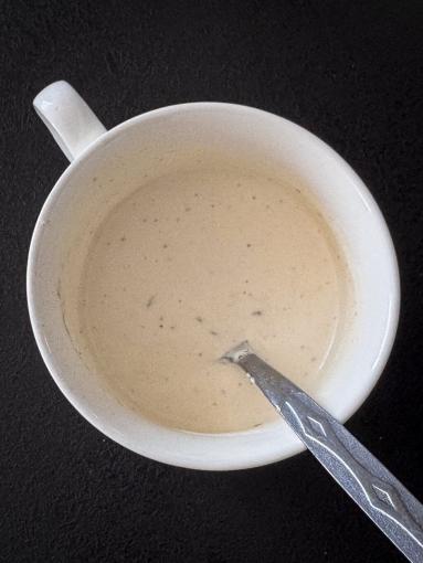 Zdjęcie - Sałatka z makaronem orzo, kurczakiem i marchewką - Przepisy kulinarne ze zdjęciami