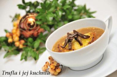 Zdjęcie - zupa grzybowa z  grzankami  - Przepisy kulinarne ze zdjęciami