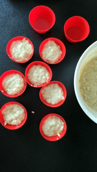 Zdjęcie - Bananowe muffinki z kruszonką - Przepisy kulinarne ze zdjęciami
