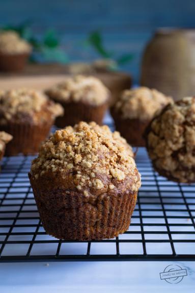 Zdjęcie - Bananowe muffinki z kruszonką - Przepisy kulinarne ze zdjęciami