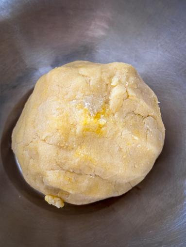 Zdjęcie - Ciasto z gruszkami i masą serową - Przepisy kulinarne ze zdjęciami
