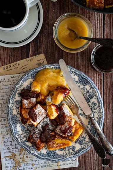 Zdjęcie - Kaiserschmarrn – austriacki omlet cesarski - Przepisy kulinarne ze zdjęciami