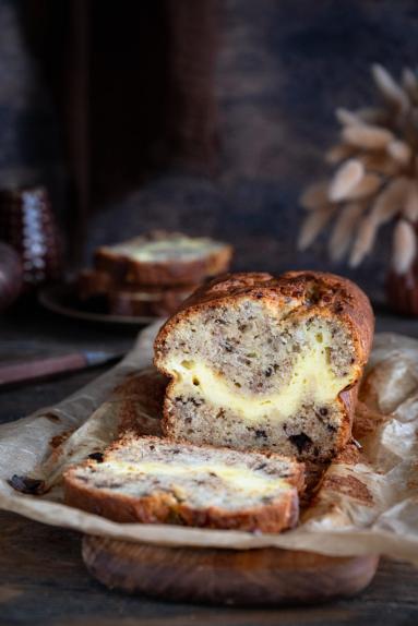 Zdjęcie - Chlebek bananowy ze skyrem - Przepisy kulinarne ze zdjęciami