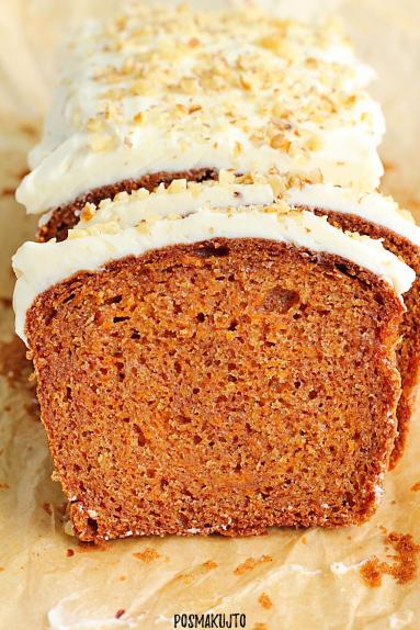 Zdjęcie - Jogurtowe ciasto marchewkowe – szybkie, bez miksera, w 1 misce - Przepisy kulinarne ze zdjęciami