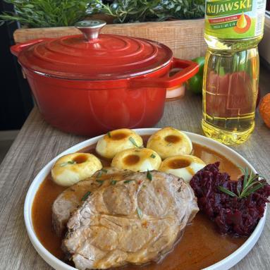 Zdjęcie: Soczysta pieczeń z karkówki Zdjęcie - Soczysta pieczeń z karkówki - Przepisy kulinarne ze zdjęciami