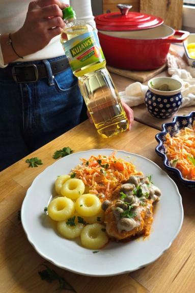 Zdjęcie: Pieczeń z piersi kurczaka Zdjęcie - Pieczeń z piersi kurczaka - Przepisy kulinarne ze zdjęciami