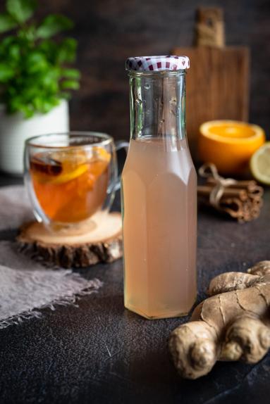 Zdjęcie - Domowy syrop imbirowy - Przepisy kulinarne ze zdjęciami