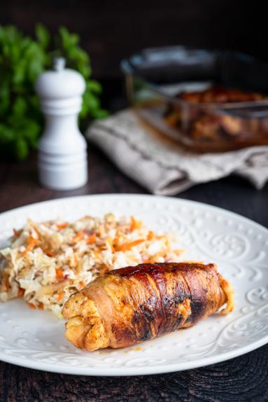 Zdjęcie - Drobiowe roladki z żurawiną i oscypkiem - Przepisy kulinarne ze zdjęciami