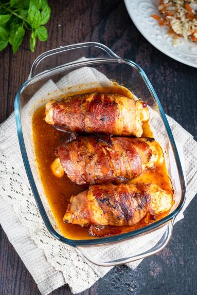 Zdjęcie - Drobiowe roladki z żurawiną i oscypkiem - Przepisy kulinarne ze zdjęciami