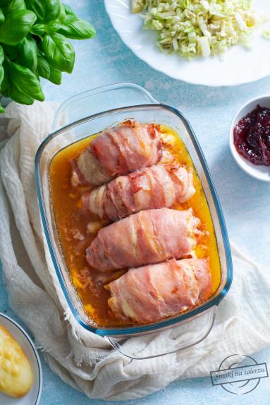 Zdjęcie - Drobiowe roladki z żurawiną i oscypkiem - Przepisy kulinarne ze zdjęciami