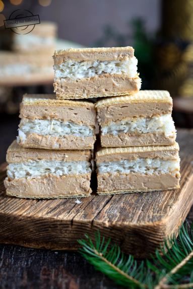 Zdjęcie - Wafle kokosowo-czekoladowe - Przepisy kulinarne ze zdjęciami