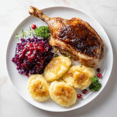 Zdjęcie: Kaczka pieczona z jabłkami i majerankiem - idealna na Święta Zdjęcie - Kaczka pieczona z jabłkami i majerankiem - idealna na Święta - Przepisy kulinarne ze zdjęciami