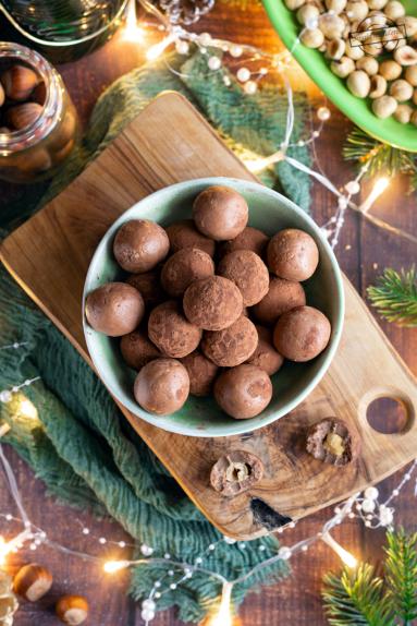 Zdjęcie - Trufle mleczne z orzechem laskowym - Przepisy kulinarne ze zdjęciami