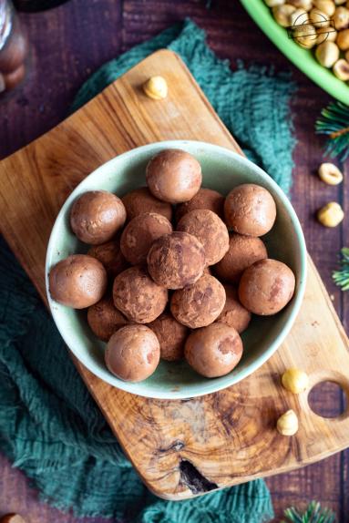 Zdjęcie - Trufle mleczne z orzechem laskowym - Przepisy kulinarne ze zdjęciami