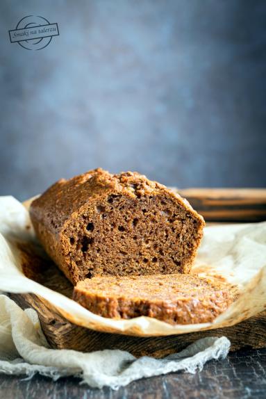 Zdjęcie - Piernik jabłkowo-marchewkowy - Przepisy kulinarne ze zdjęciami