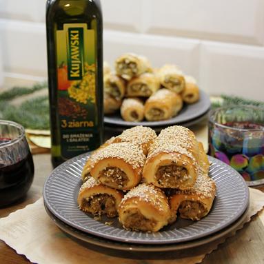 Zdjęcie: Paszteciki wigilijne z kapustą i pieczarkami Zdjęcie - Paszteciki wigilijne z kapustą i pieczarkami - Przepisy kulinarne ze zdjęciami