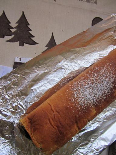 Zdjęcie: Świąteczny makowiec drożdżowy Zdjęcie - Świąteczny makowiec drożdżowy - Przepisy kulinarne ze zdjęciami