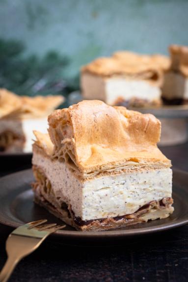 Zdjęcie - Świąteczna Karpatka - Przepisy kulinarne ze zdjęciami