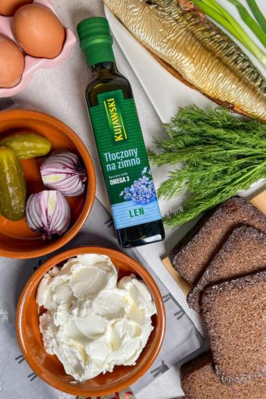 Zdjęcie - Kanapki z pastą z wędzonej makreli - Przepisy kulinarne ze zdjęciami