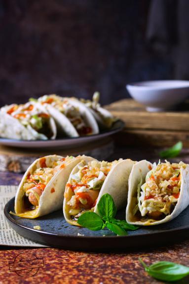 Zdjęcie - Taco a&rsquo;la hot dog - Przepisy kulinarne ze zdjęciami