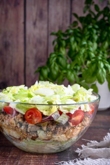 Zdjęcie - Sałatka Big Mac &ndash; najlepszy przepis - Przepisy kulinarne ze zdjęciami