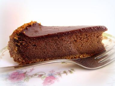 Zdjęcie - Sernik czekoladowo-orzechowy - Przepisy kulinarne ze zdjęciami