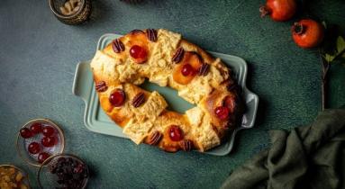 Zdjęcie: Rosca de reyes - meksykański chleb na Trzech Króli Zdjęcie - Rosca de reyes - meksykański chleb na Trzech Króli - Przepisy kulinarne ze zdjęciami