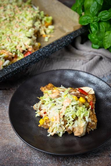 Zdjęcie: Zapiekanka Gyros na chlebie tostowym Zdjęcie - Zapiekanka Gyros na chlebie tostowym - Przepisy kulinarne ze zdjęciami