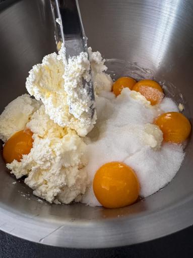 Zdjęcie - Sernik &bdquo;Szachownica&rdquo; - Przepisy kulinarne ze zdjęciami