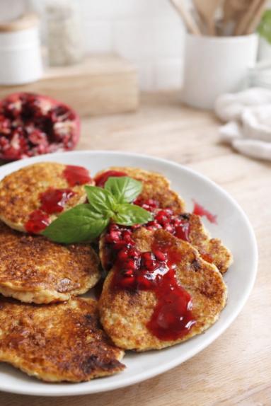 Zdjęcie - Racuchy kokosowo-orkiszowe - Przepisy kulinarne ze zdjęciami