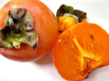 Zdjęcie - Naleśniki z owocami/ kaki / - Przepisy kulinarne ze zdjęciami