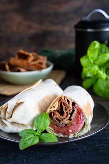 Zdjęcie - Domowy kebab z mielonego indyka (cienko wałkowany) - Przepisy kulinarne ze zdjęciami