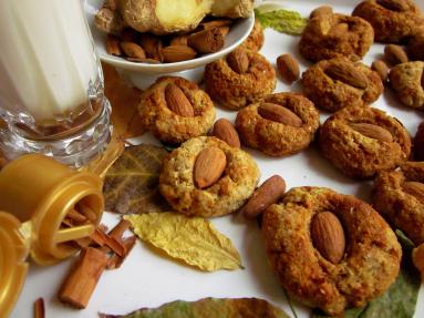 Zdjęcie - Ciasteczka migdałowe - Przepisy kulinarne ze zdjęciami