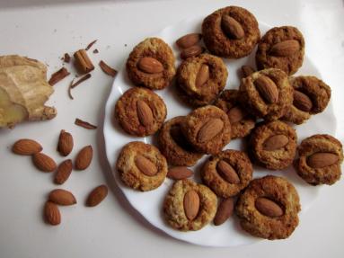 Zdjęcie - Ciasteczka migdałowe - Przepisy kulinarne ze zdjęciami