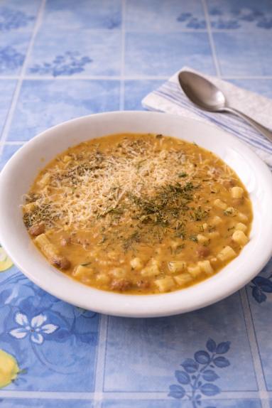 Zdjęcie - Zupa fasolowa po włosku / Minestra ai fagioli - Przepisy kulinarne ze zdjęciami