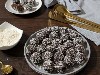 Zdjęcie - Bajaderki z kokosem - Przepisy kulinarne ze zdjęciami