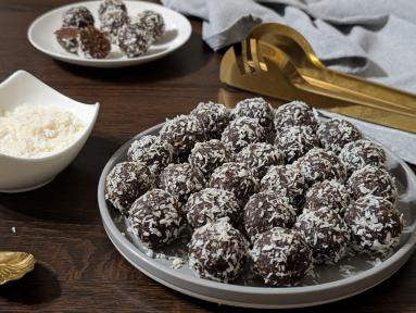 Zdjęcie - Bajaderki z kokosem - Przepisy kulinarne ze zdjęciami