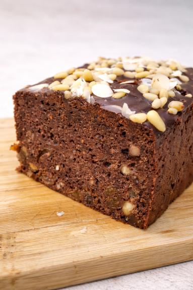 Zdjęcie: Piernik z orzechami jak u mamy Zdjęcie - Piernik z orzechami jak u mamy - Przepisy kulinarne ze zdjęciami