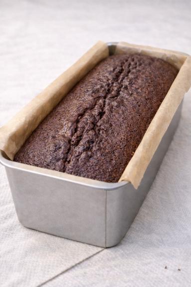 Zdjęcie: Piernik z orzechami jak u mamy Zdjęcie - Piernik z orzechami jak u mamy - Przepisy kulinarne ze zdjęciami