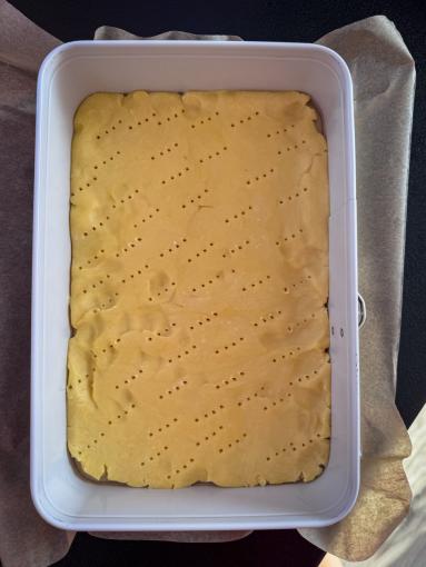 Zdjęcie - Sernik Snickers - Przepisy kulinarne ze zdjęciami