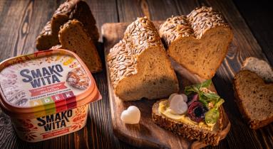 Zdjęcie - Chleb walentynkowy - Przepisy kulinarne ze zdjęciami